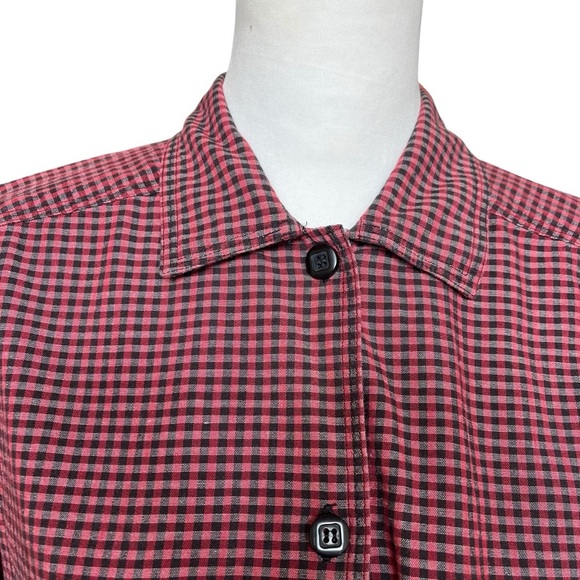 Woolrich Women’s Size M Red Black Checkered Button Up Shirt Outdoor Gorpcore - Picture 3 of 11